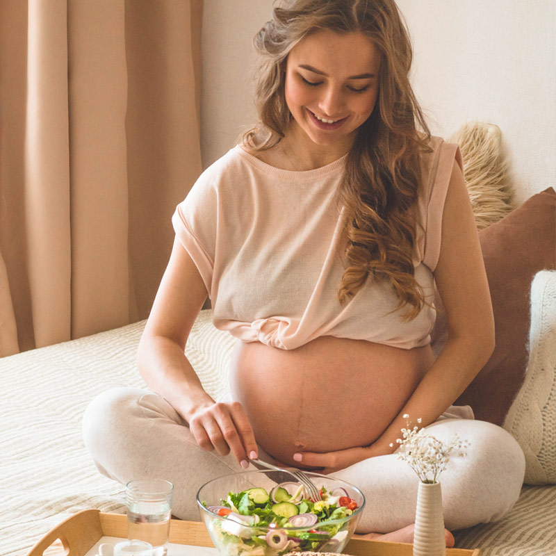 Working Women Pregnancy Diet: Essential Nutrition Tips